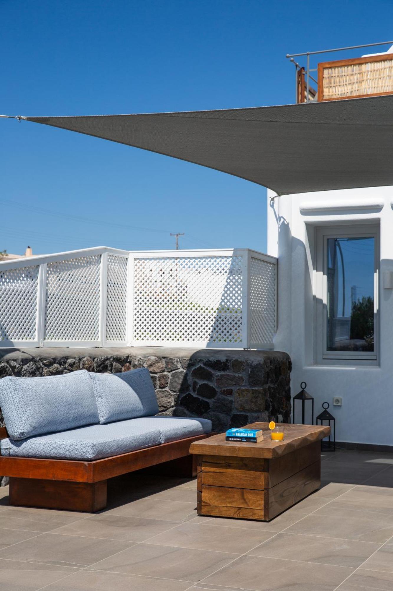 Soil Of Sun Luxury Villas Мегалохори Екстериор снимка