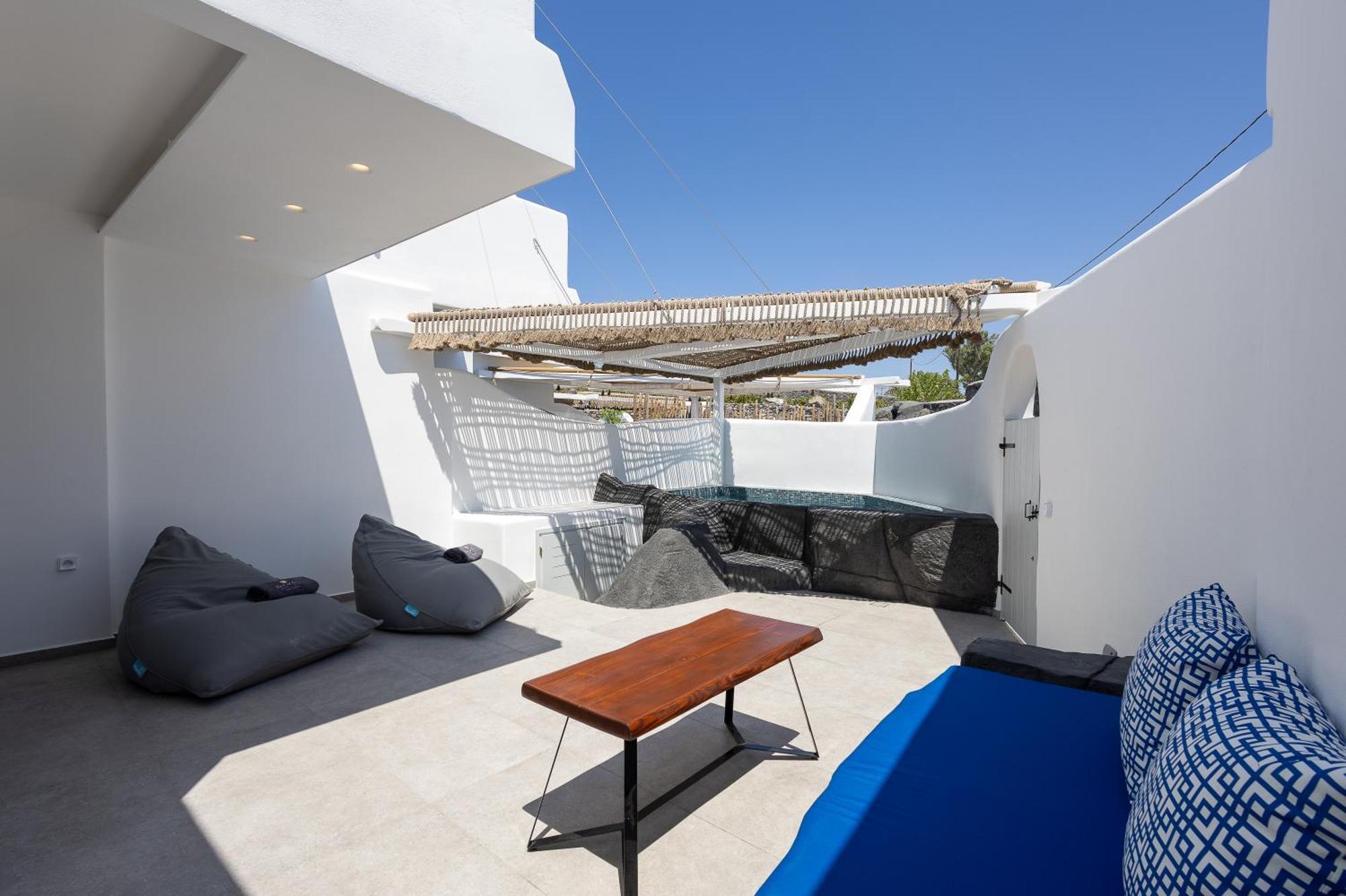 Soil Of Sun Luxury Villas Мегалохори Екстериор снимка